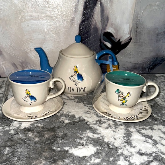 Rae dunn Alice in wonderland tea party set - Picture 1 of 4